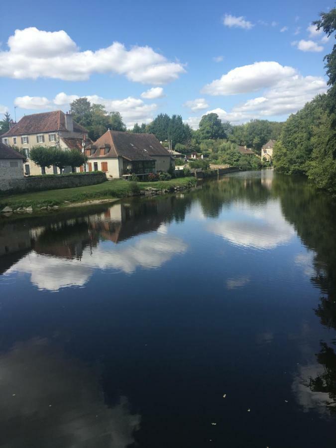 La Trimouille Riverside Barn المظهر الخارجي الصورة