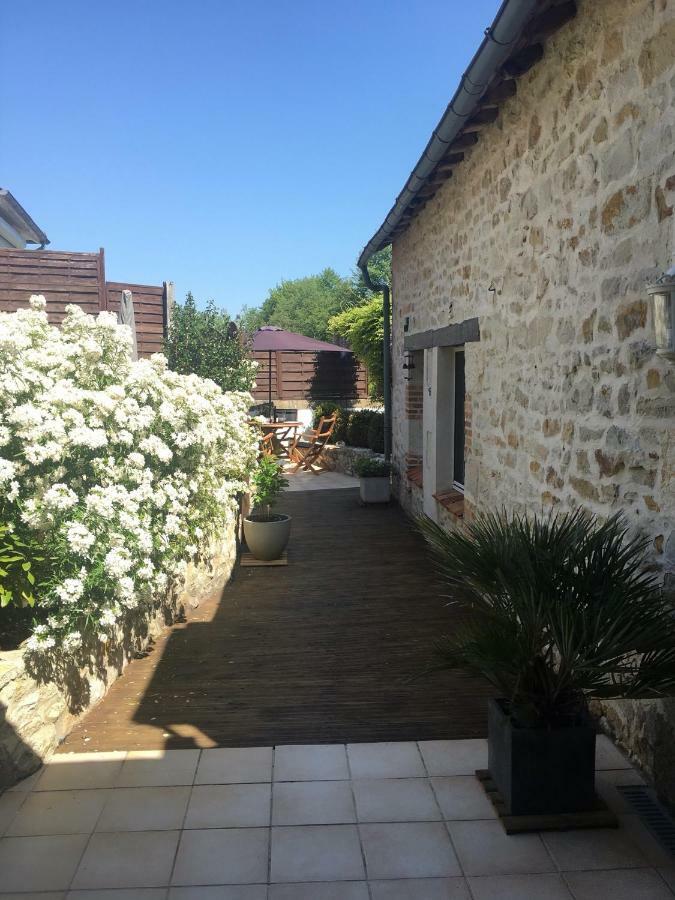La Trimouille Riverside Barn المظهر الخارجي الصورة